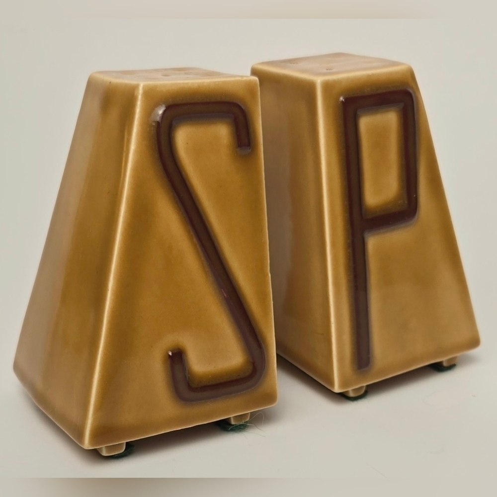Vintage LeRoi MCM Salt & Pepper Shakers Geometric Tan Brown Ceramic - Picture 7 of 9